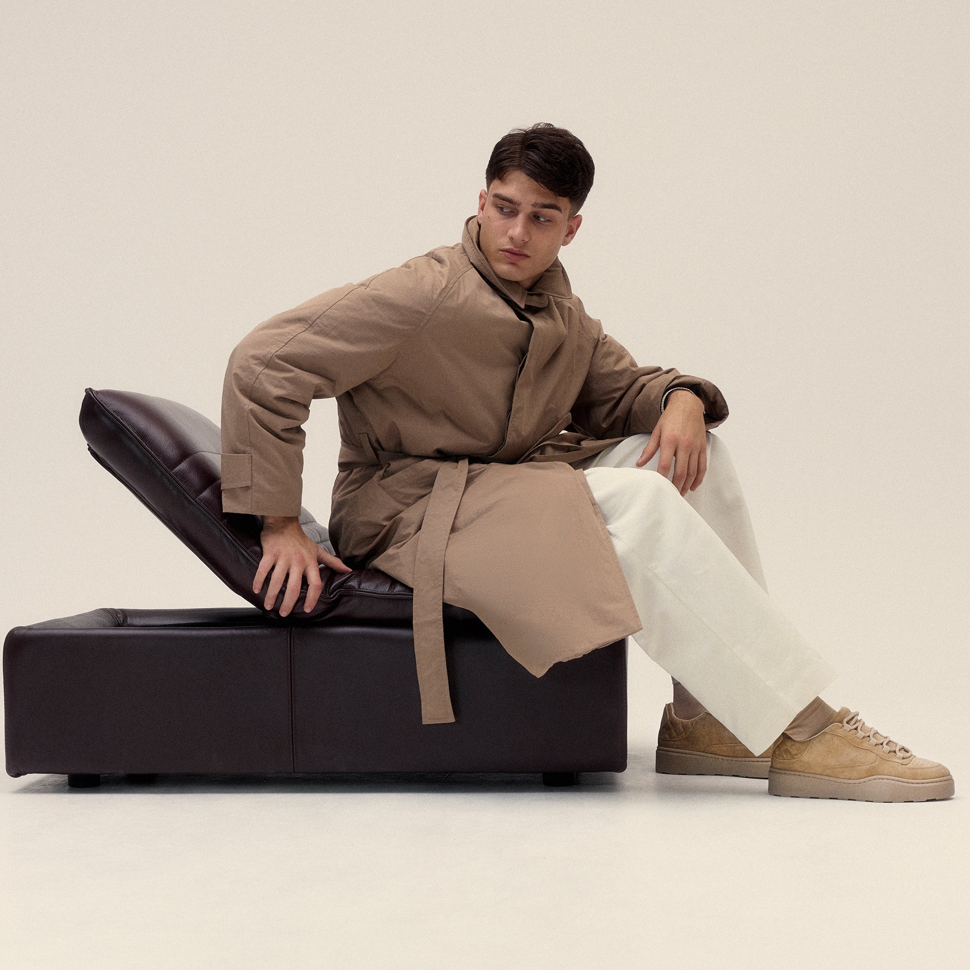 Henley ⎸ Taupe Suede