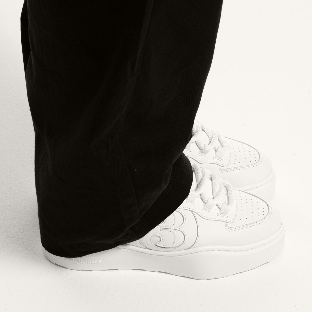 320s - ALL WHITE
