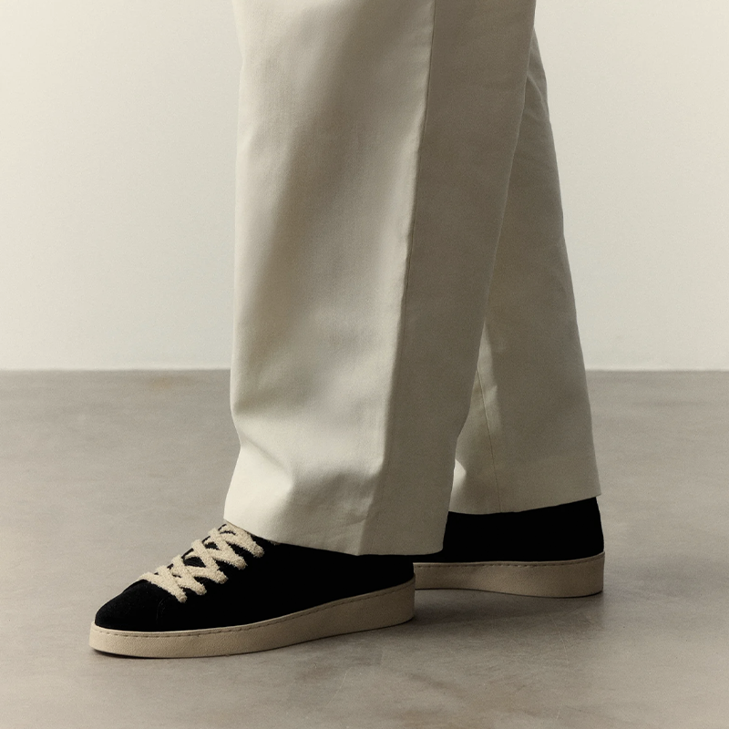 Chester ⎸ Black Suede