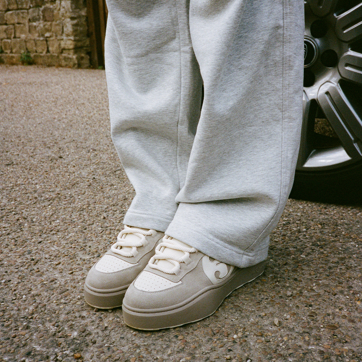 320s - WOLF GREY SUEDE